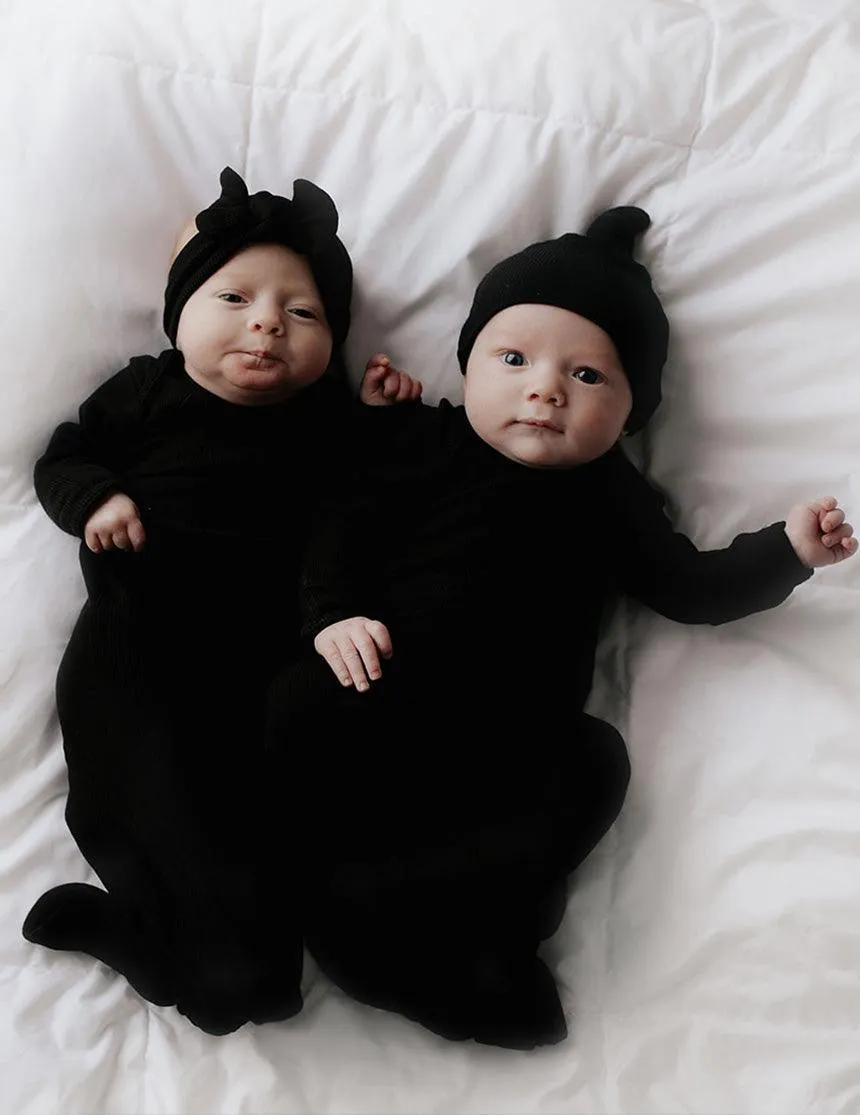 Black Ribbed Knotted Newborn Gown Set