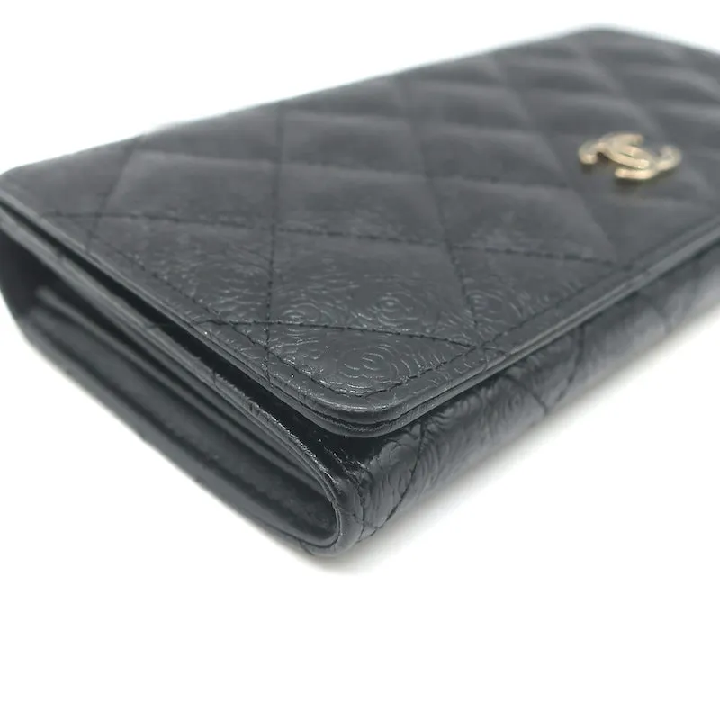 Chanel Camellia-Embossed Quilted Leather L Yen Continental Wallet Black