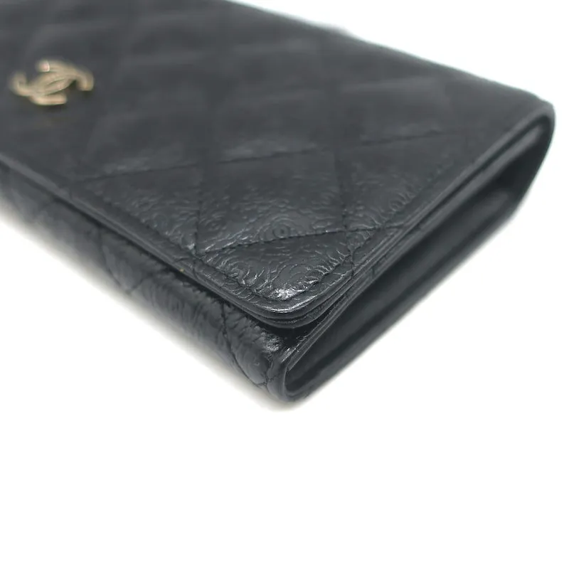 Chanel Camellia-Embossed Quilted Leather L Yen Continental Wallet Black