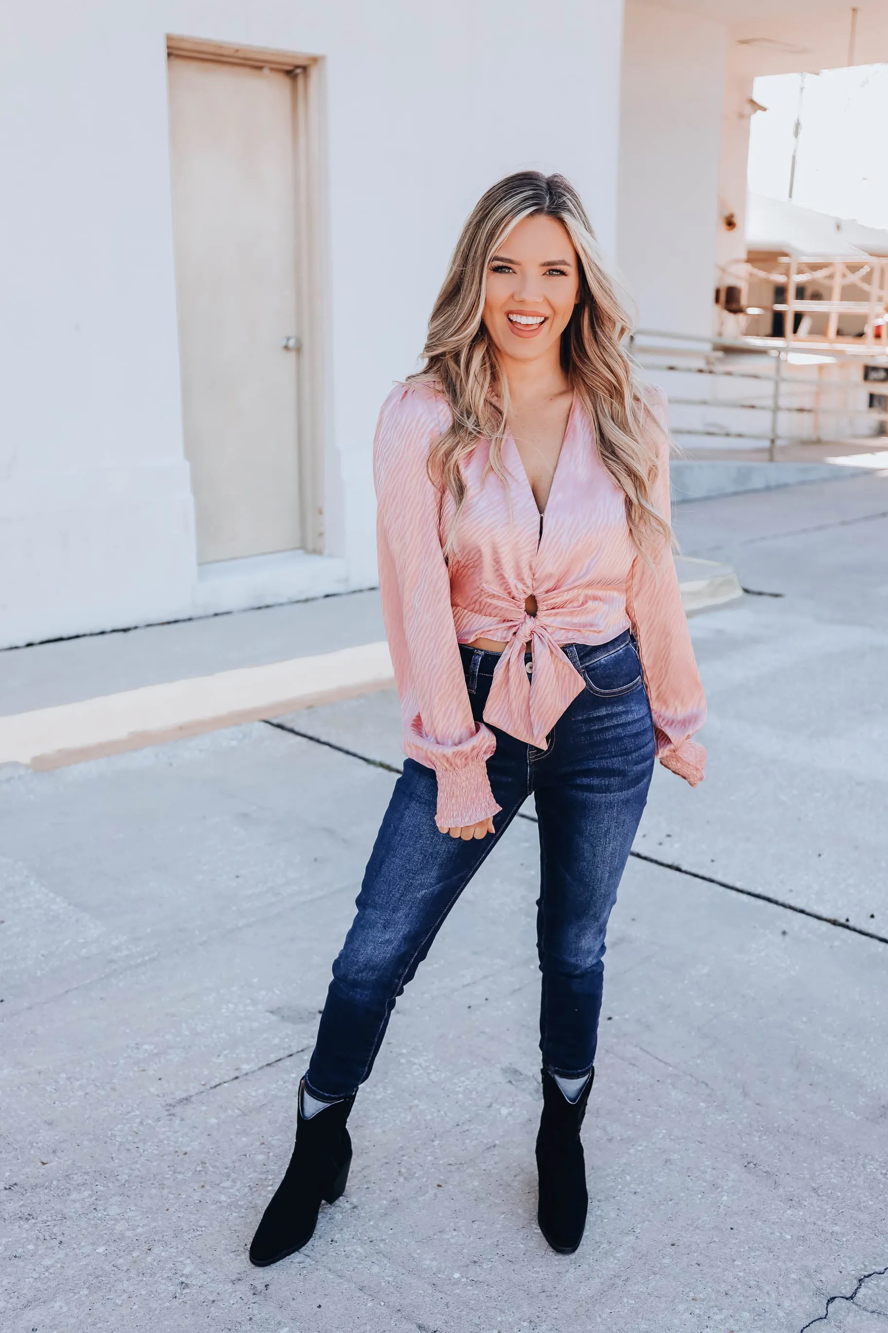Clarissa Tie Front Crop Blouse - Blush