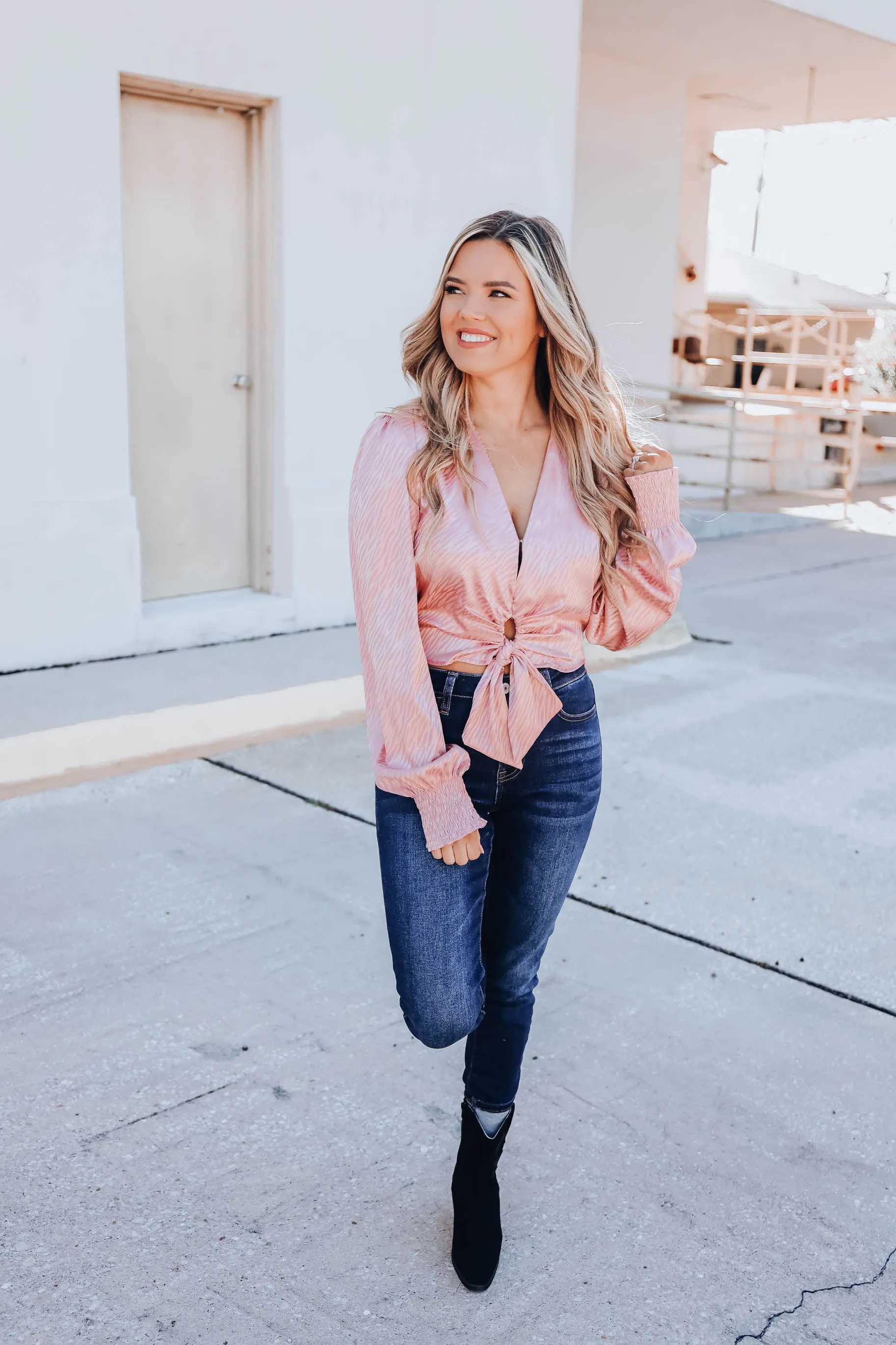Clarissa Tie Front Crop Blouse - Blush