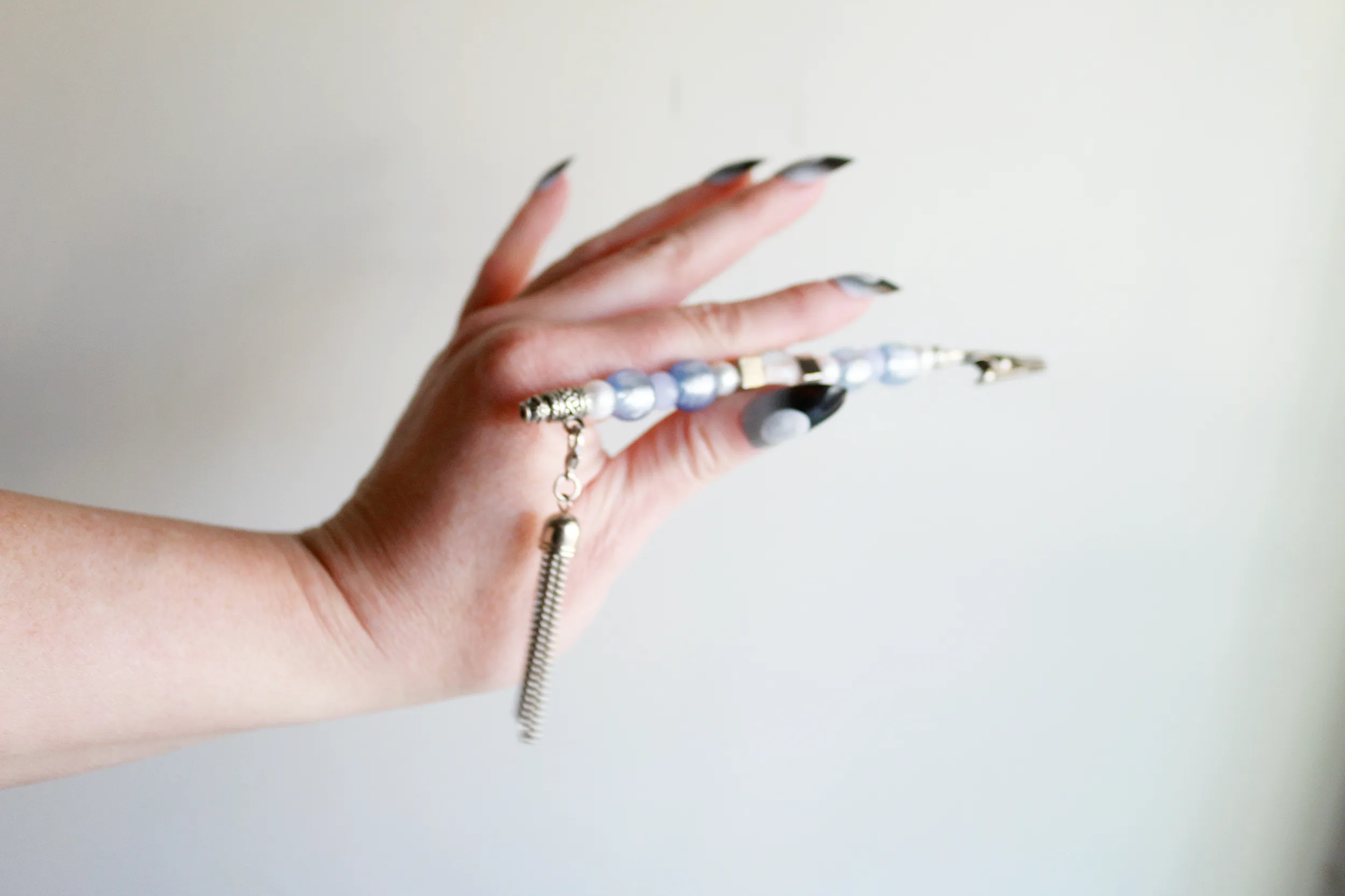 Cloudy Dreams Smoke Holder/Clip