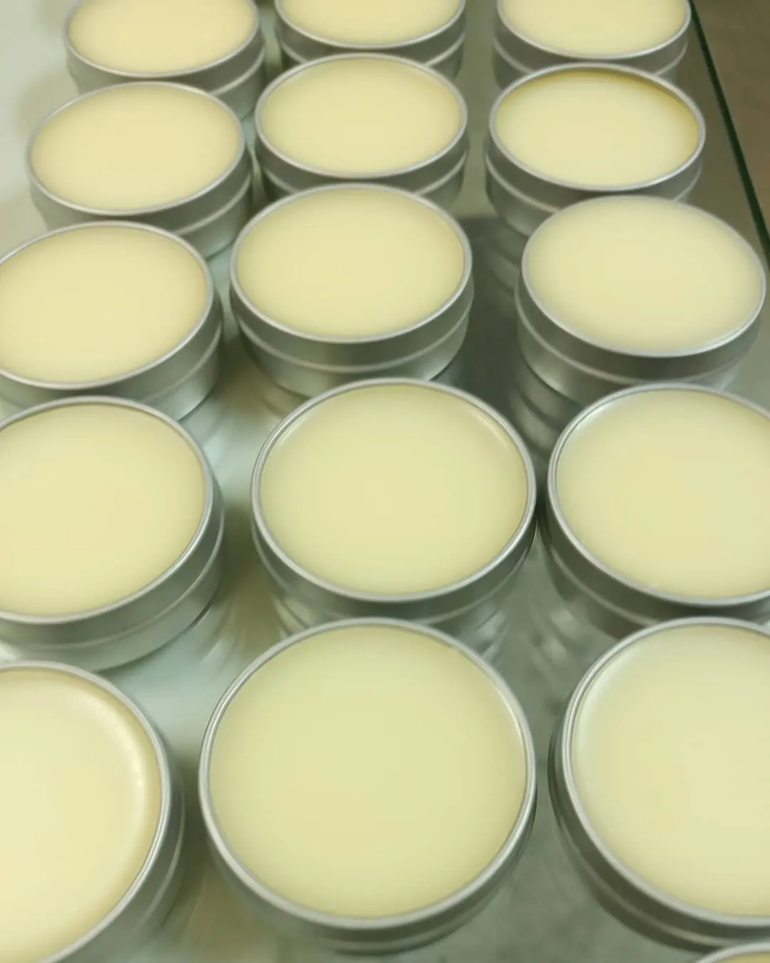 Delish Yum Bum Butter (4oz Full Size Tin)