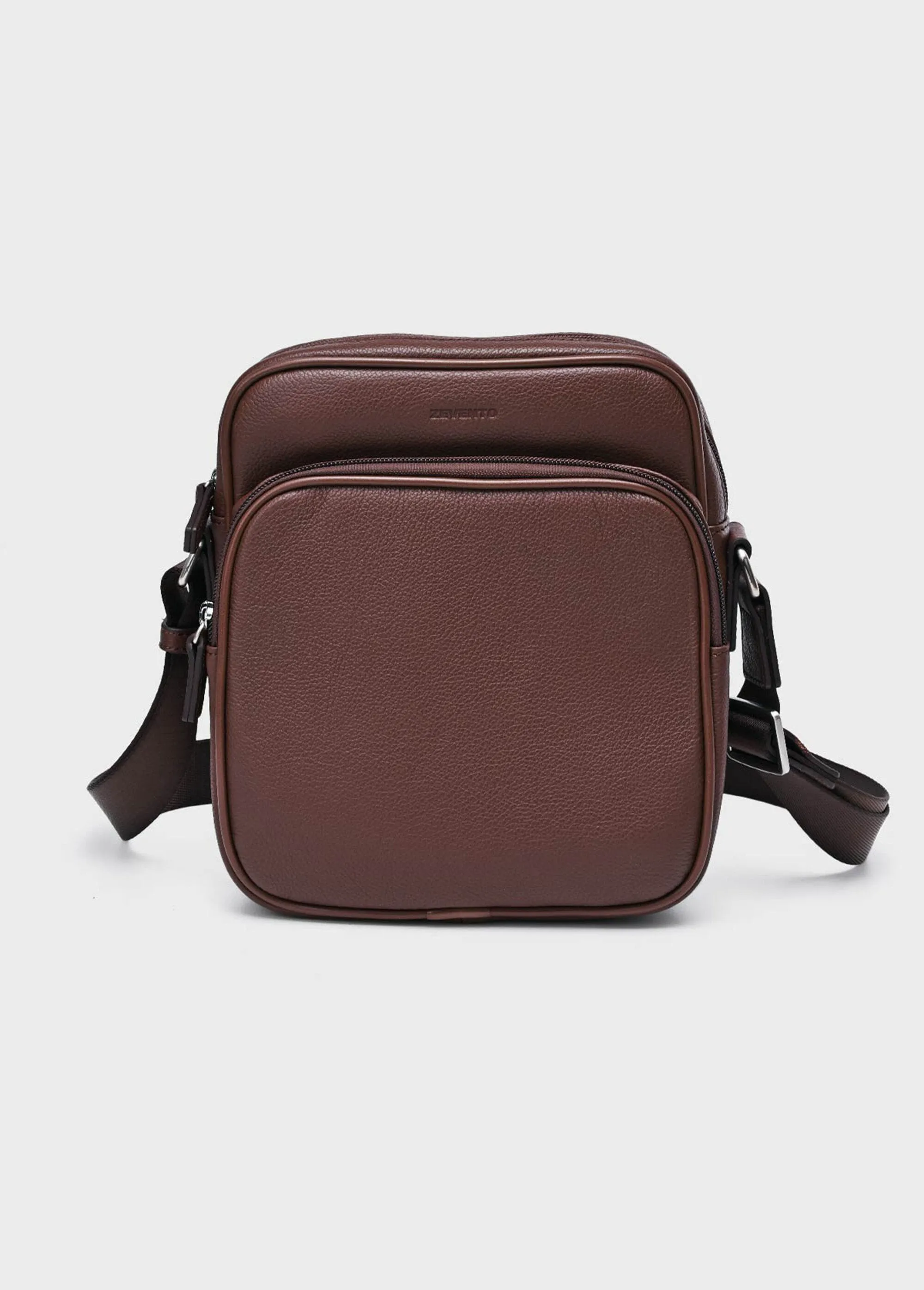 Elegant multi-pocket leather bag