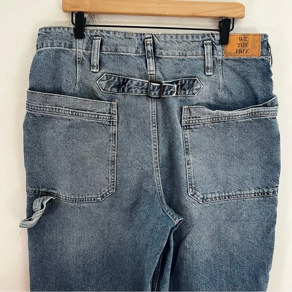 FREE PEOPLE- We The Free Major Leagues Mid Rise Cuffed Jean Carpenter Denim