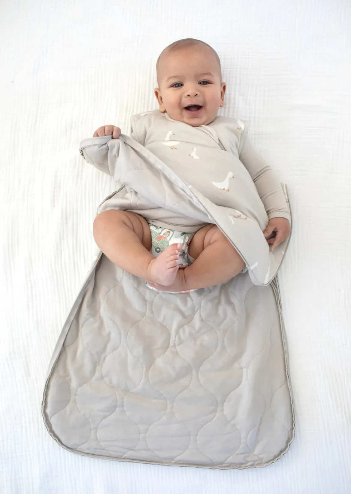 GunaMuna Quilted 4 Season 2.6 TOG Bamboo Premium Duvet Sleepsack in “Goose” : Sizes 3m to 36m