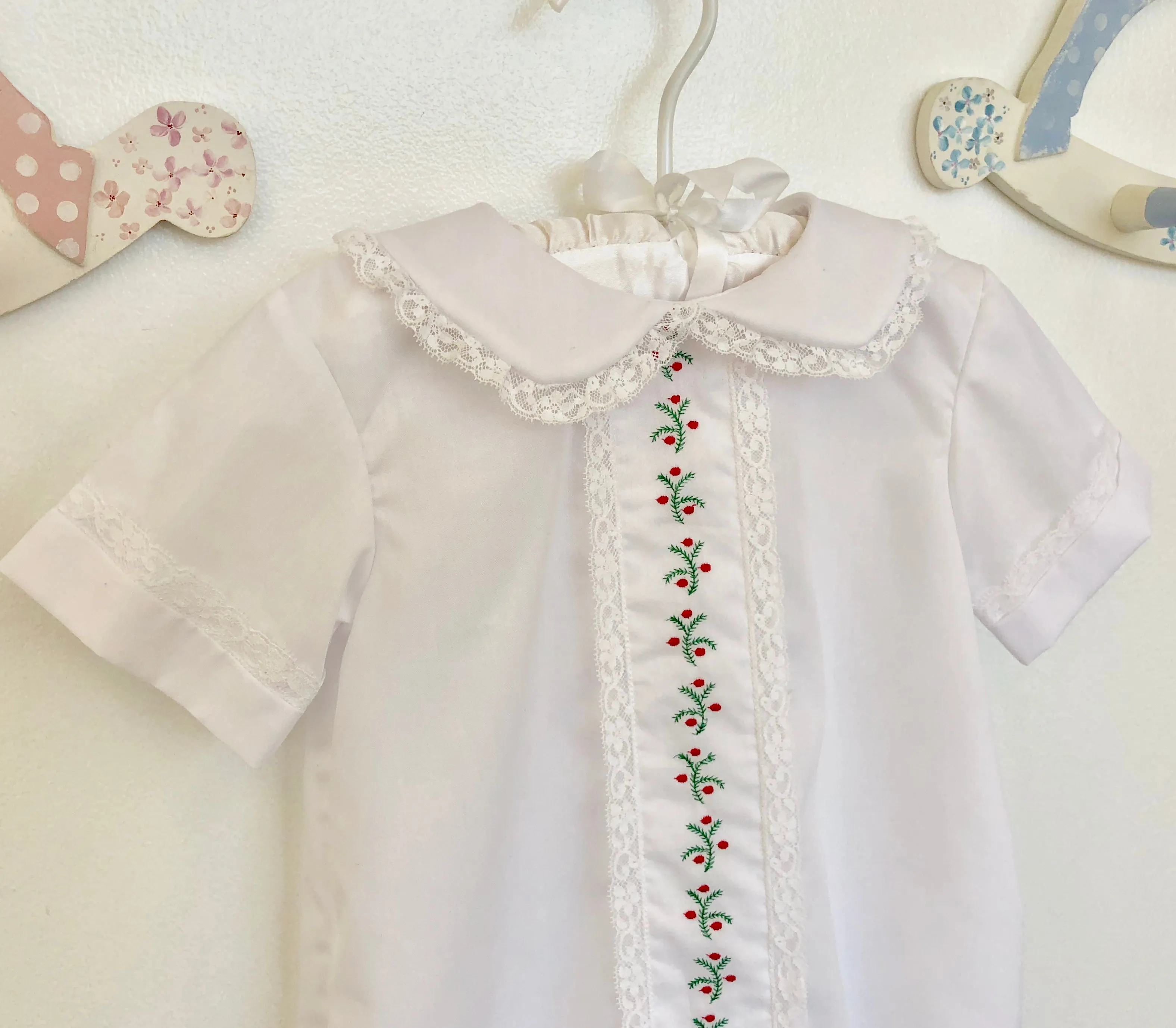 Holly Insertion Boys Heirloom Bubble