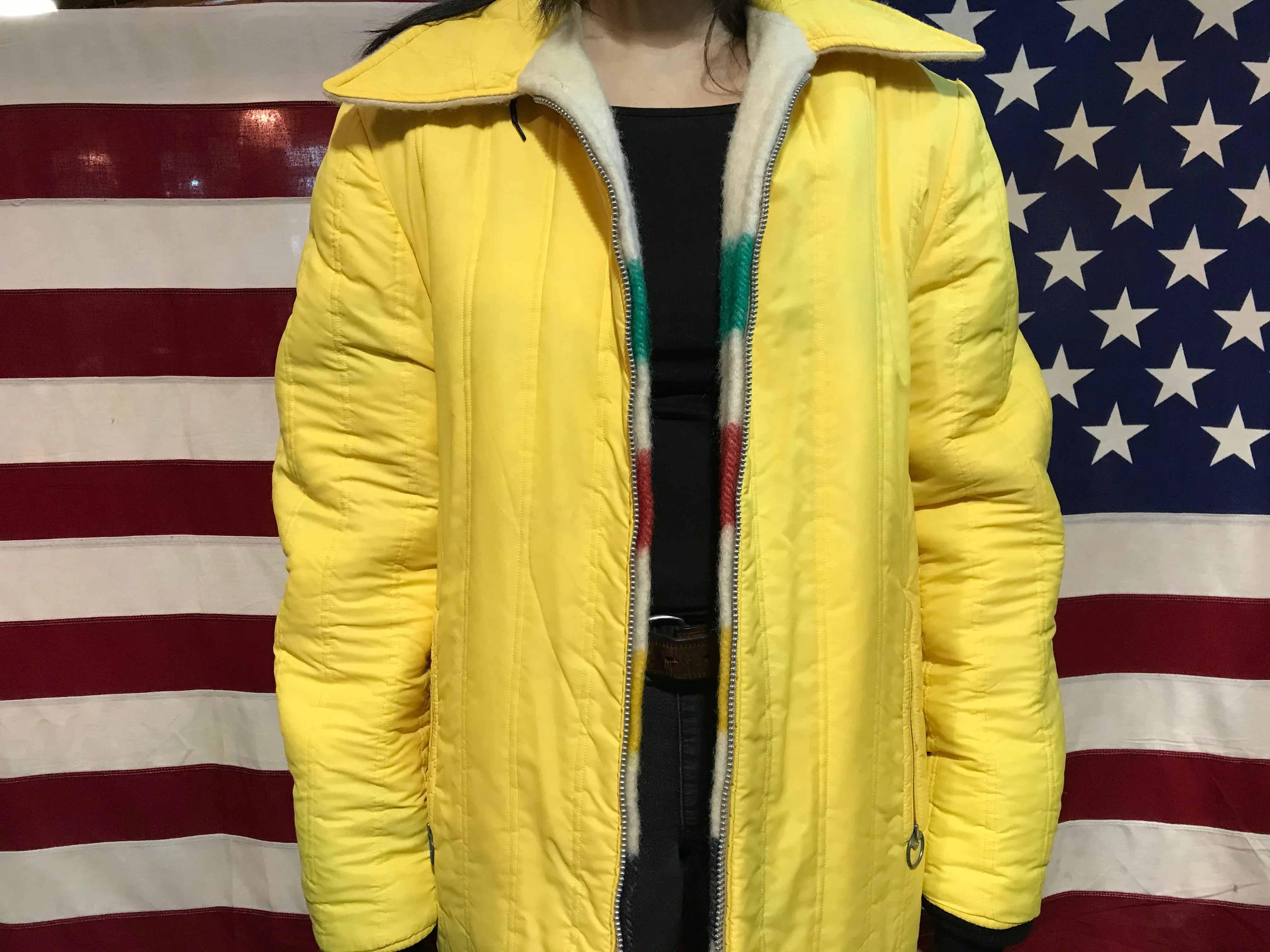 Hudson’s Bay Rare “ Genuine Seal of Quality Garment “ Vintage Wool & Reversible Nylon Mens Jacket Made in Canada