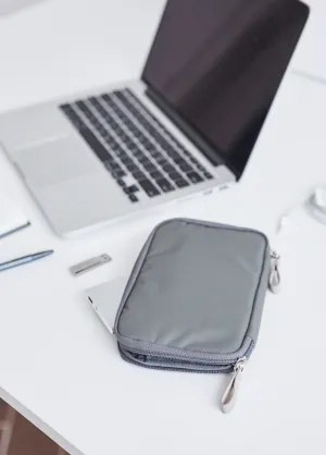 ITHINKSO Weekender Multi Wallet / Khaki Gray