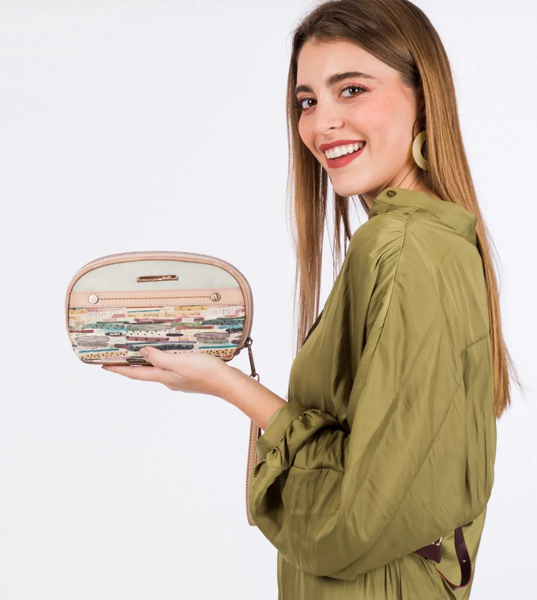 Jungle multi-compartment carryall