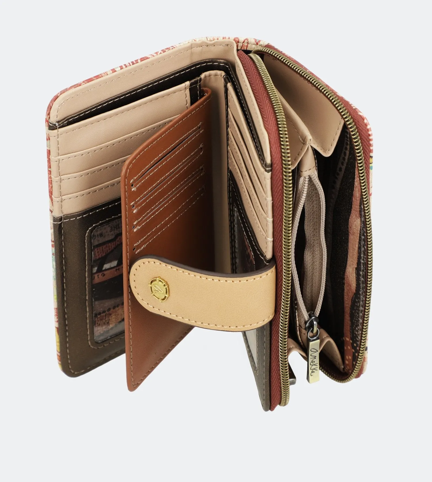 Kenya Wallet with a zip