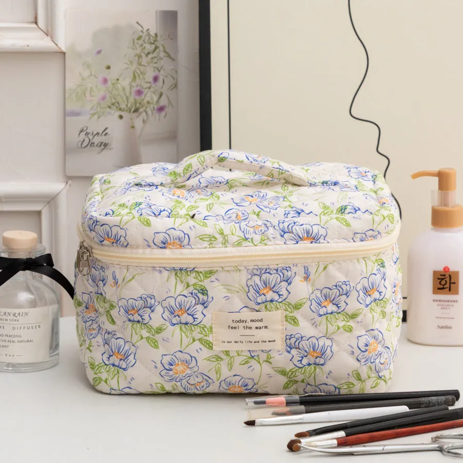 Large Capacity Floral Storage Quilted Cotton Cosmetic Bags