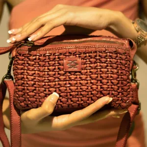 Levi - The Small Sling bag