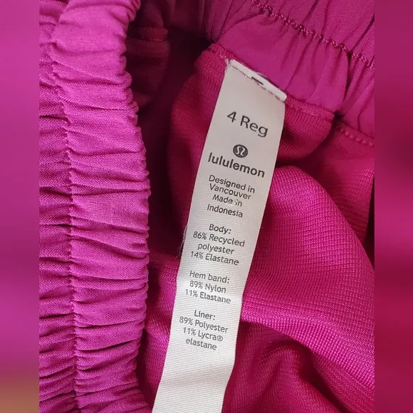 Lululemon Size 4R/S Pink High Rise Lined Athletic Shorts Side Zip Pocket