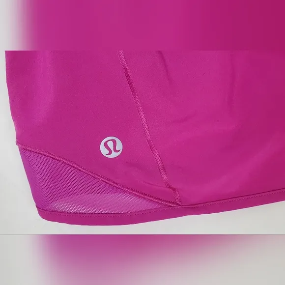 Lululemon Size 4R/S Pink High Rise Lined Athletic Shorts Side Zip Pocket