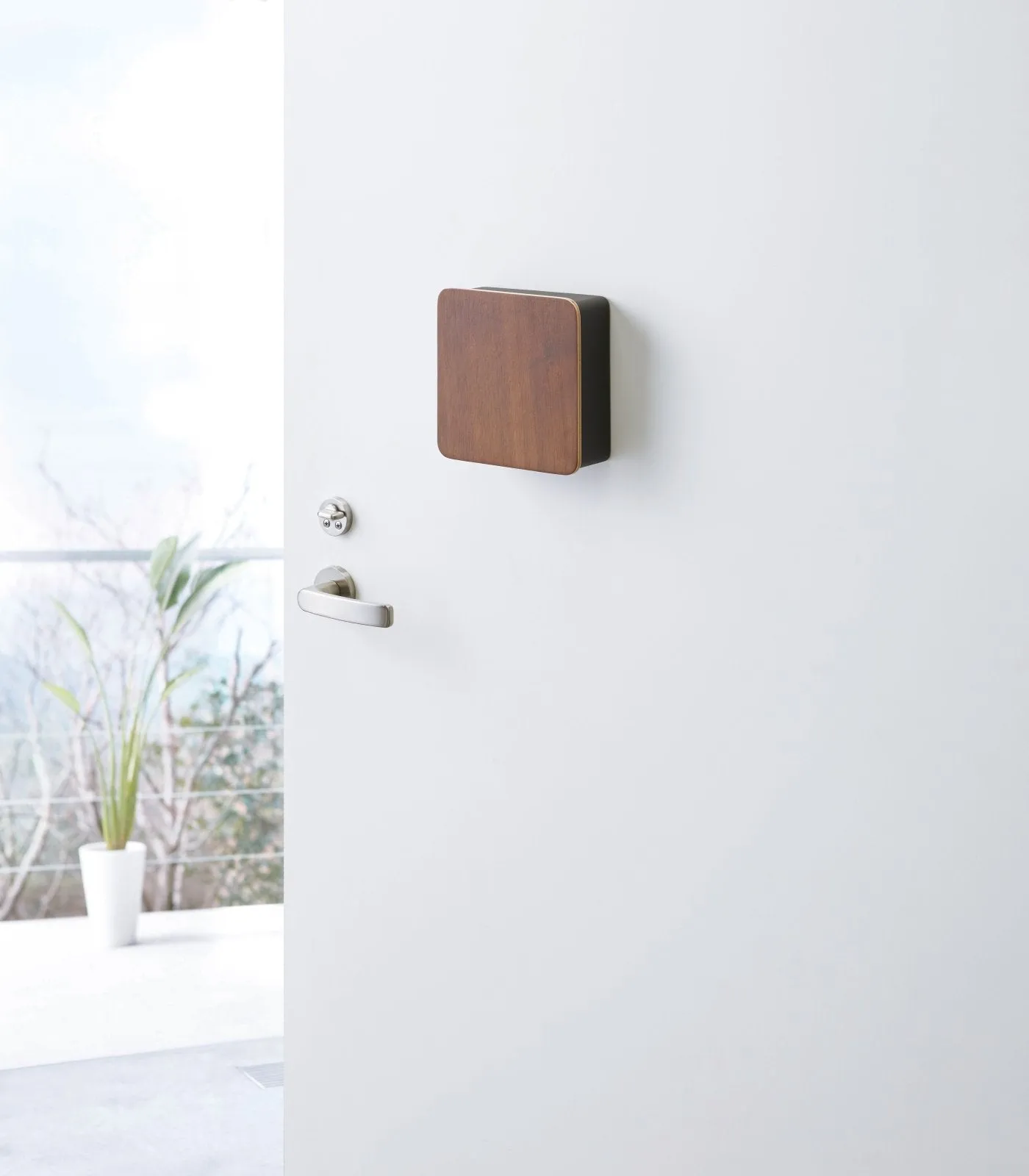 Magnetic Key Cabinet in Steel   Wood