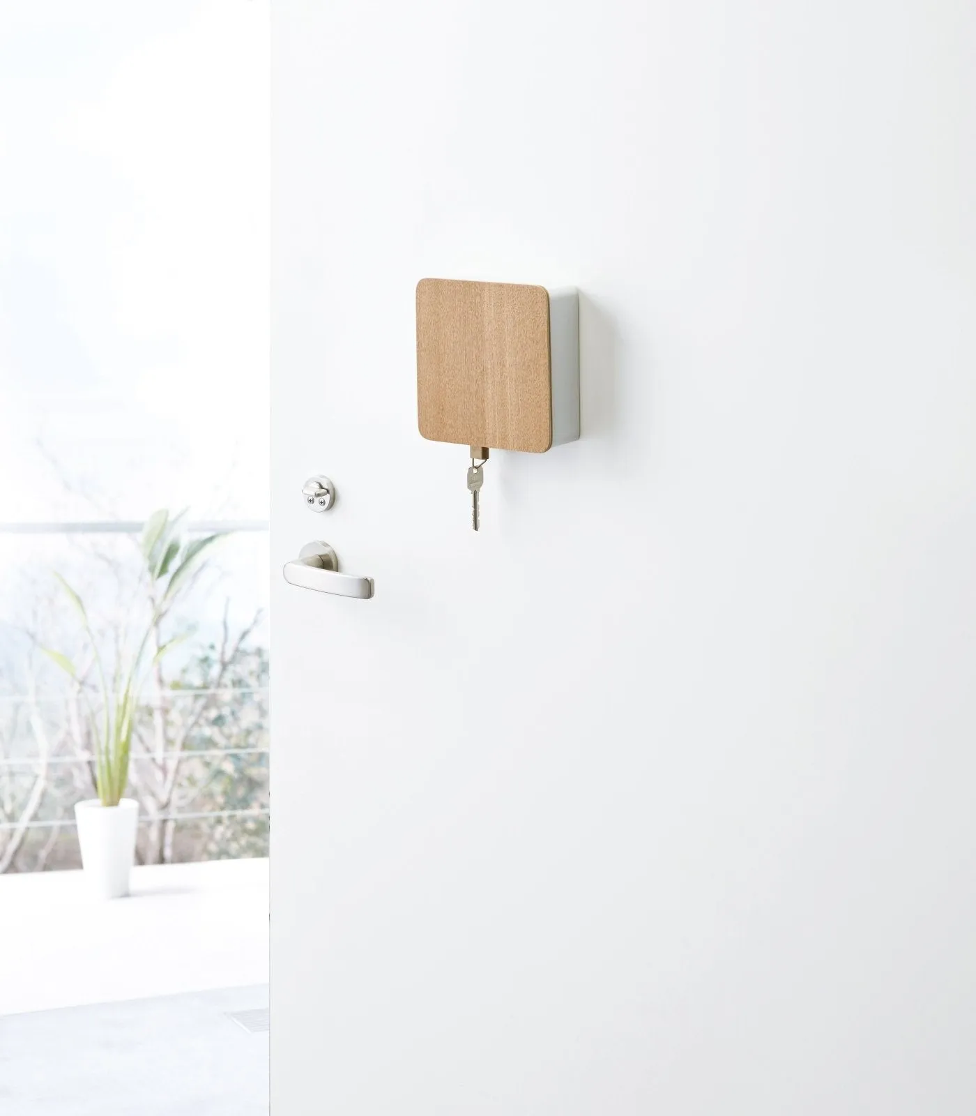 Magnetic Key Cabinet in Steel   Wood