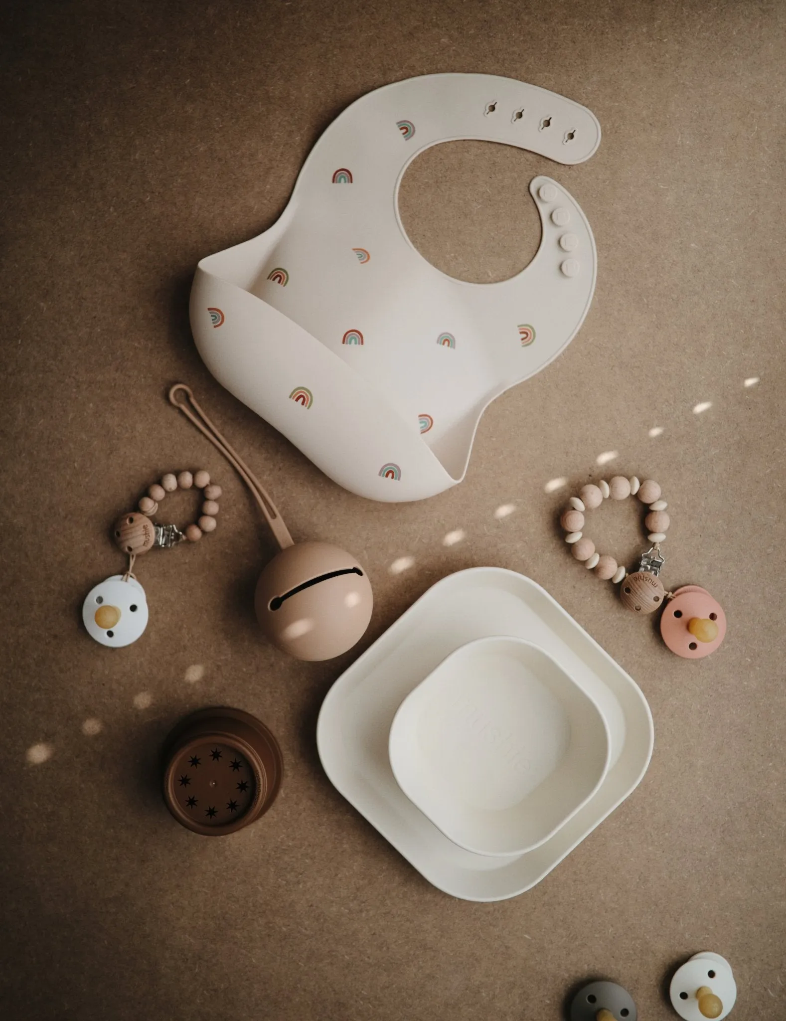 Mushie Pacifier Case (Blush)