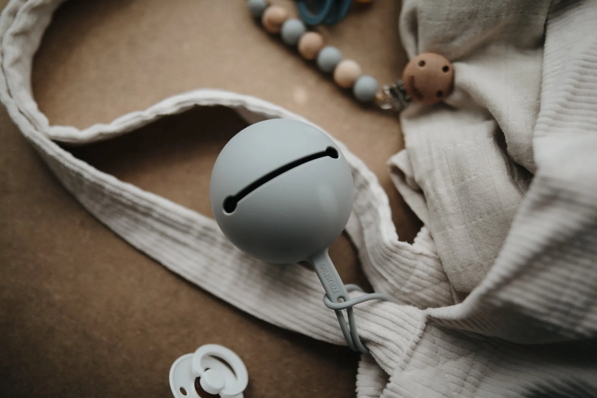 Mushie Pacifier Case (Blush)
