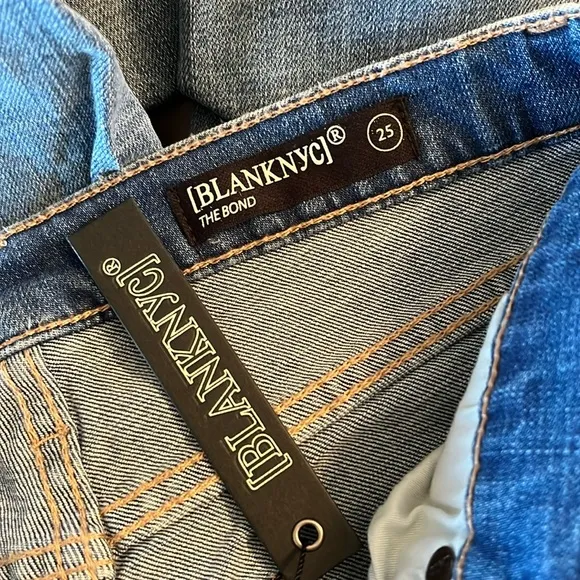 NWT Blank NYC The Bond Midrise Distressed Skinny Jean in Delaytionship