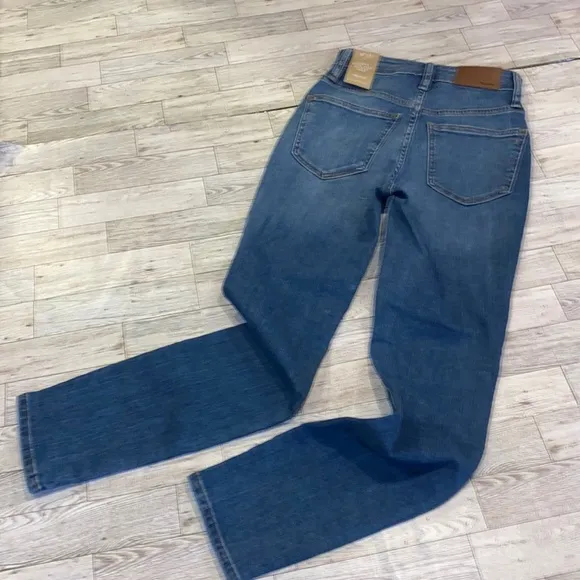 NWT!! Madewell Curvy High Rise Skinny Crop Jeans Size 23