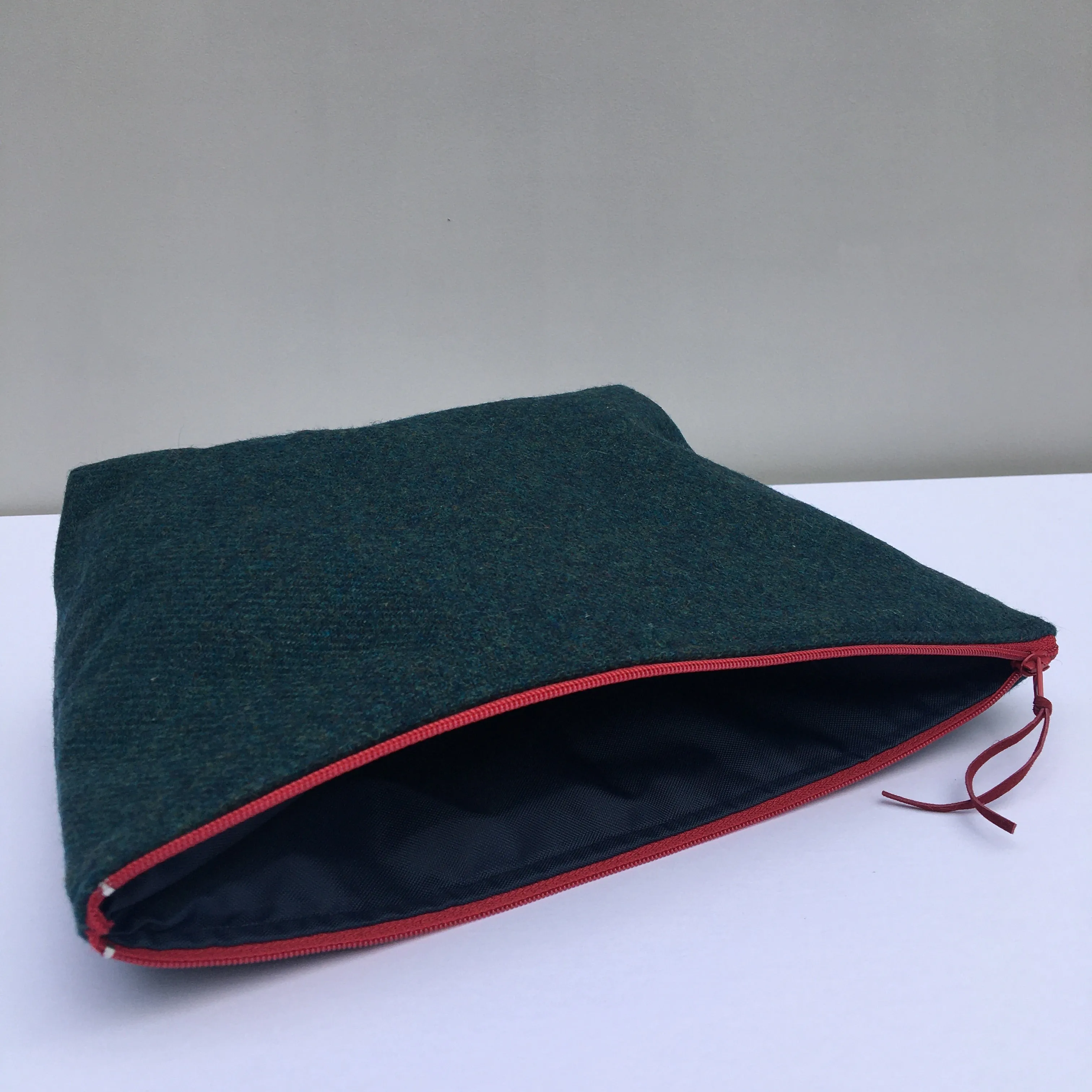 PHILBERT Partridge Pouch