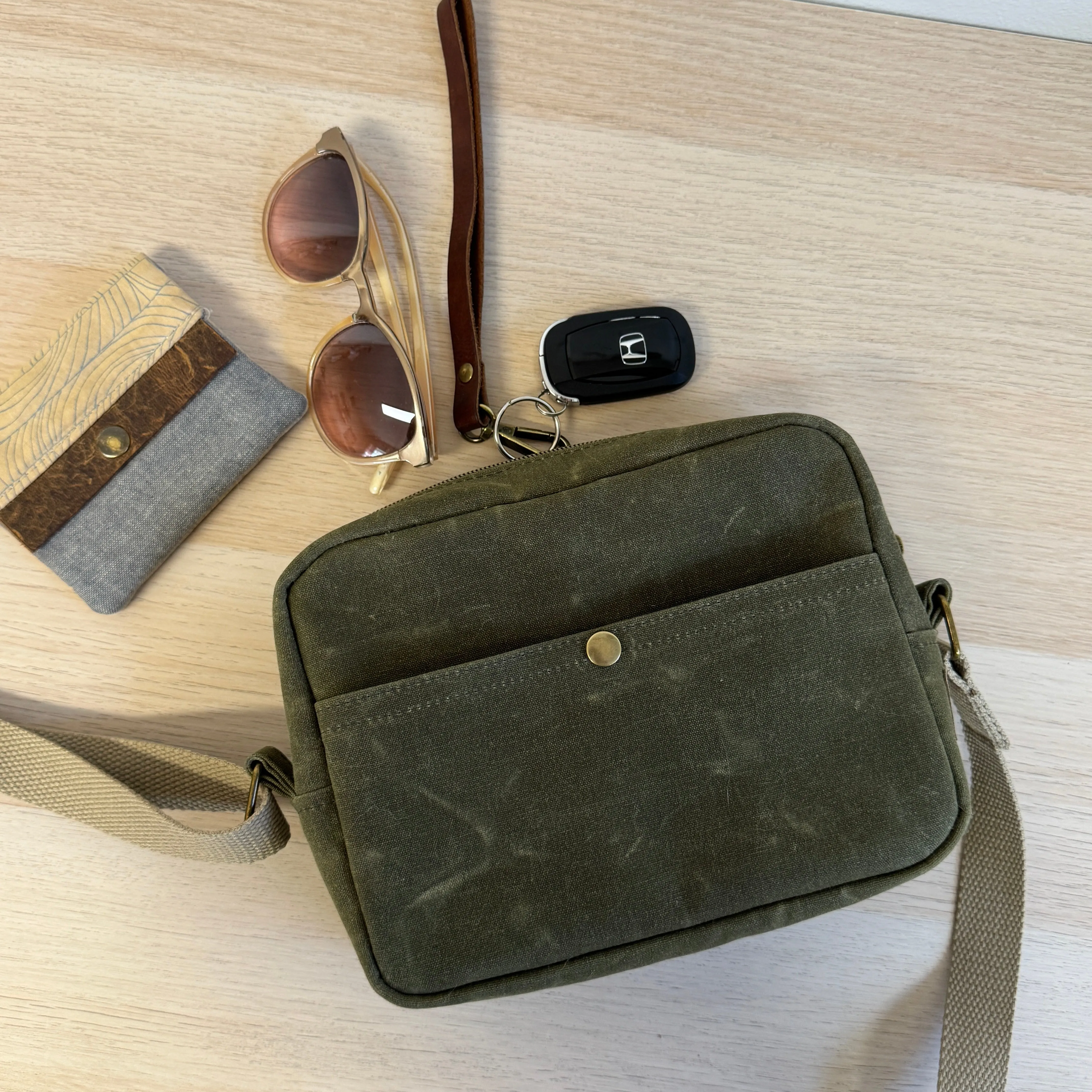 Rigby Crossbody