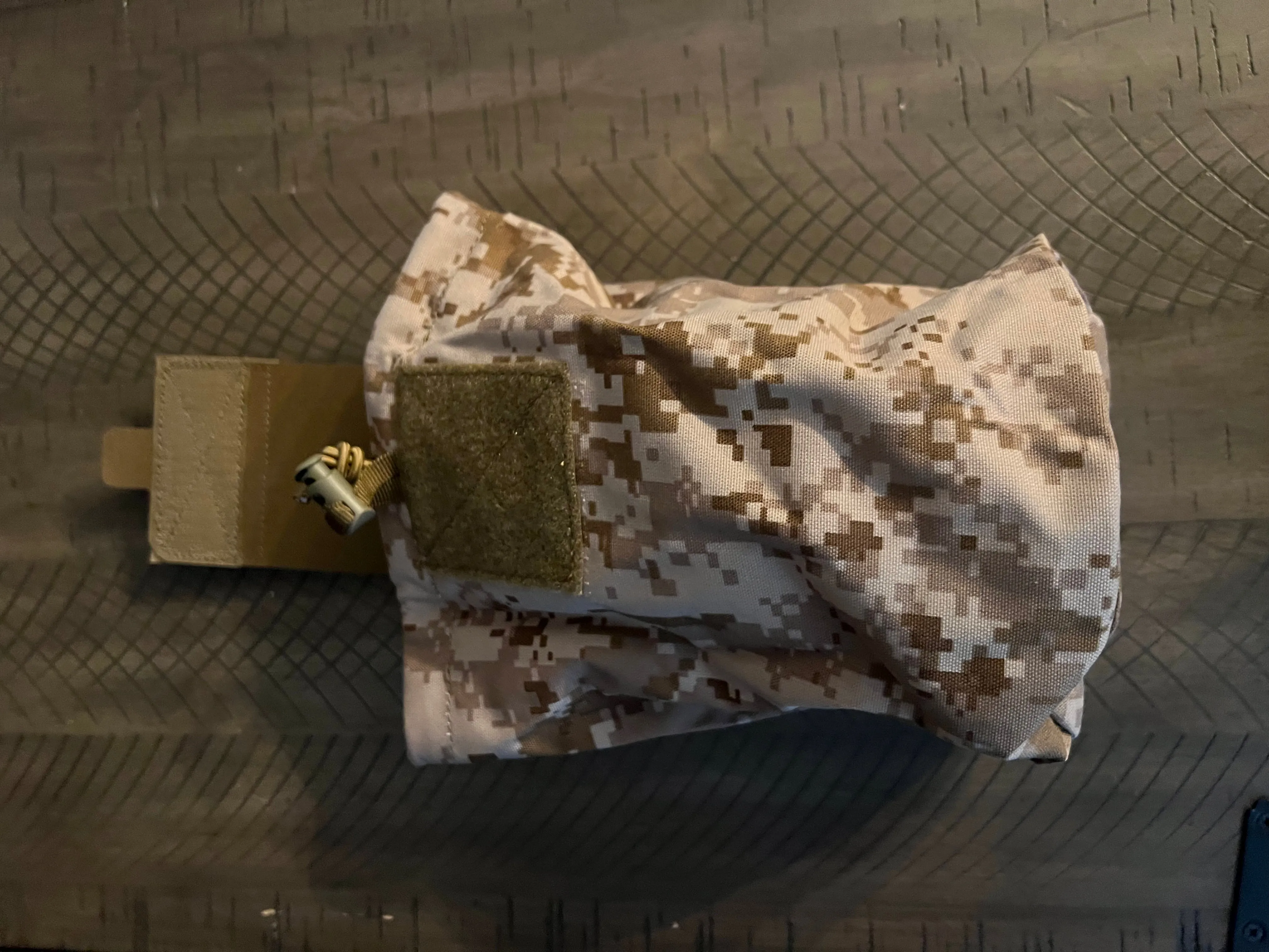 Shepherd Defensive TITAN Dump Pouch