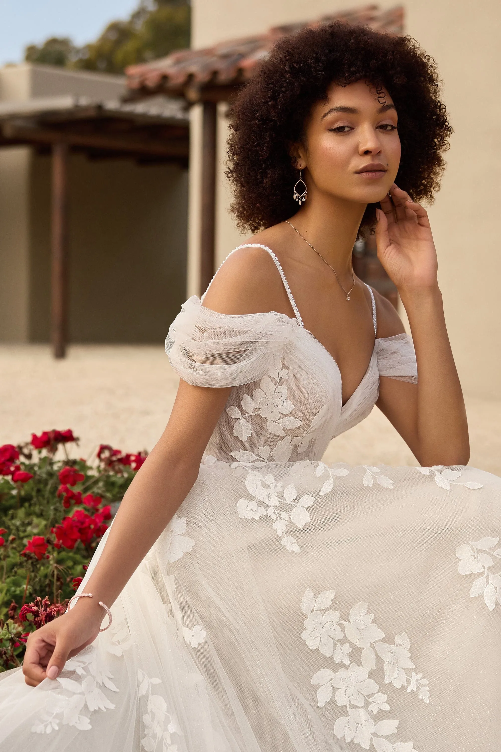 Sophia Tolli: Y3146 - Isla