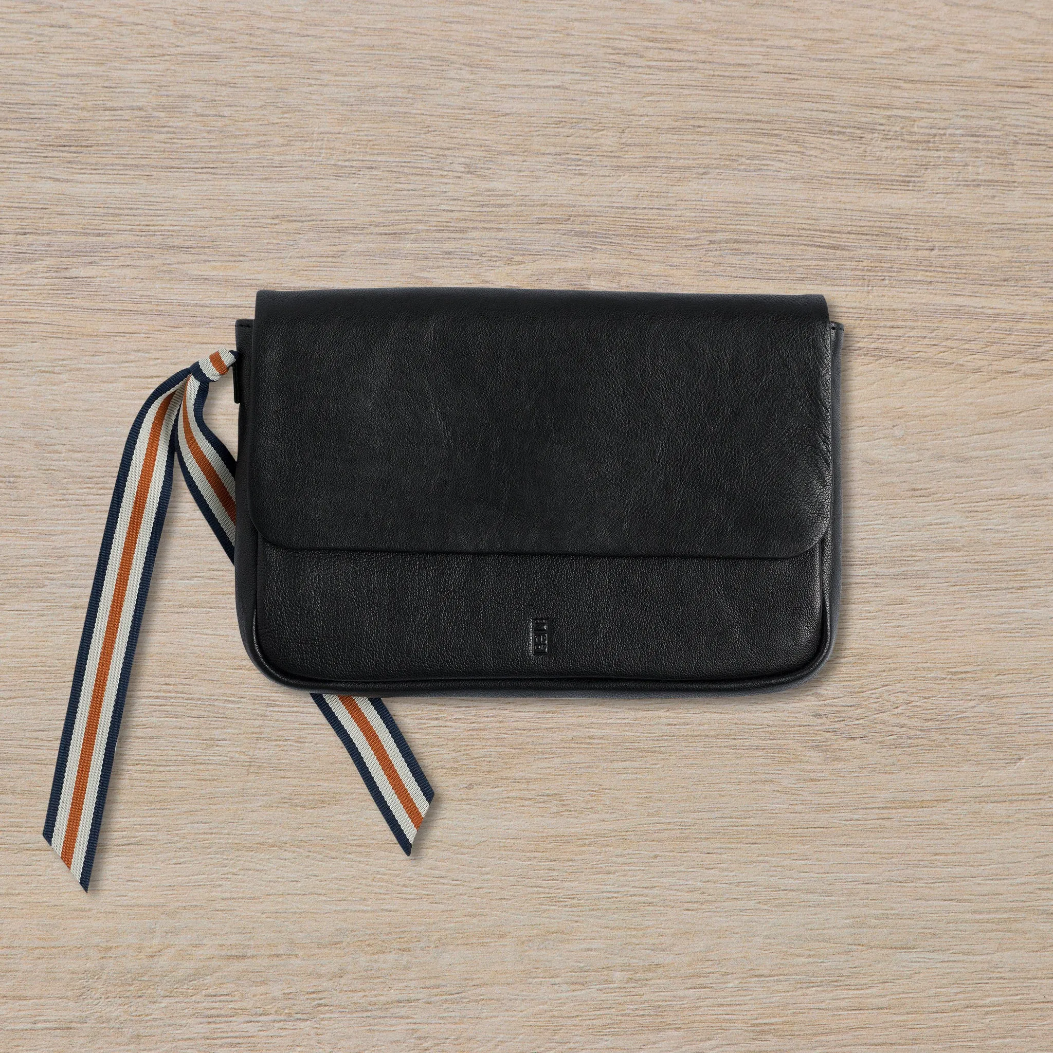 The Pick of Pieces Geneva Wallet, Black