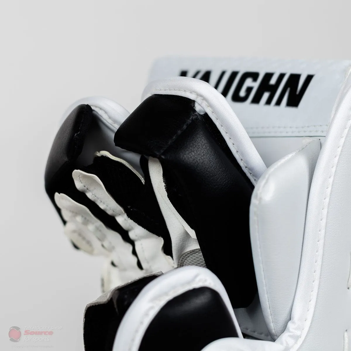 Vaughn Ventus SLR2 Pro Carbon Senior Goalie Blocker