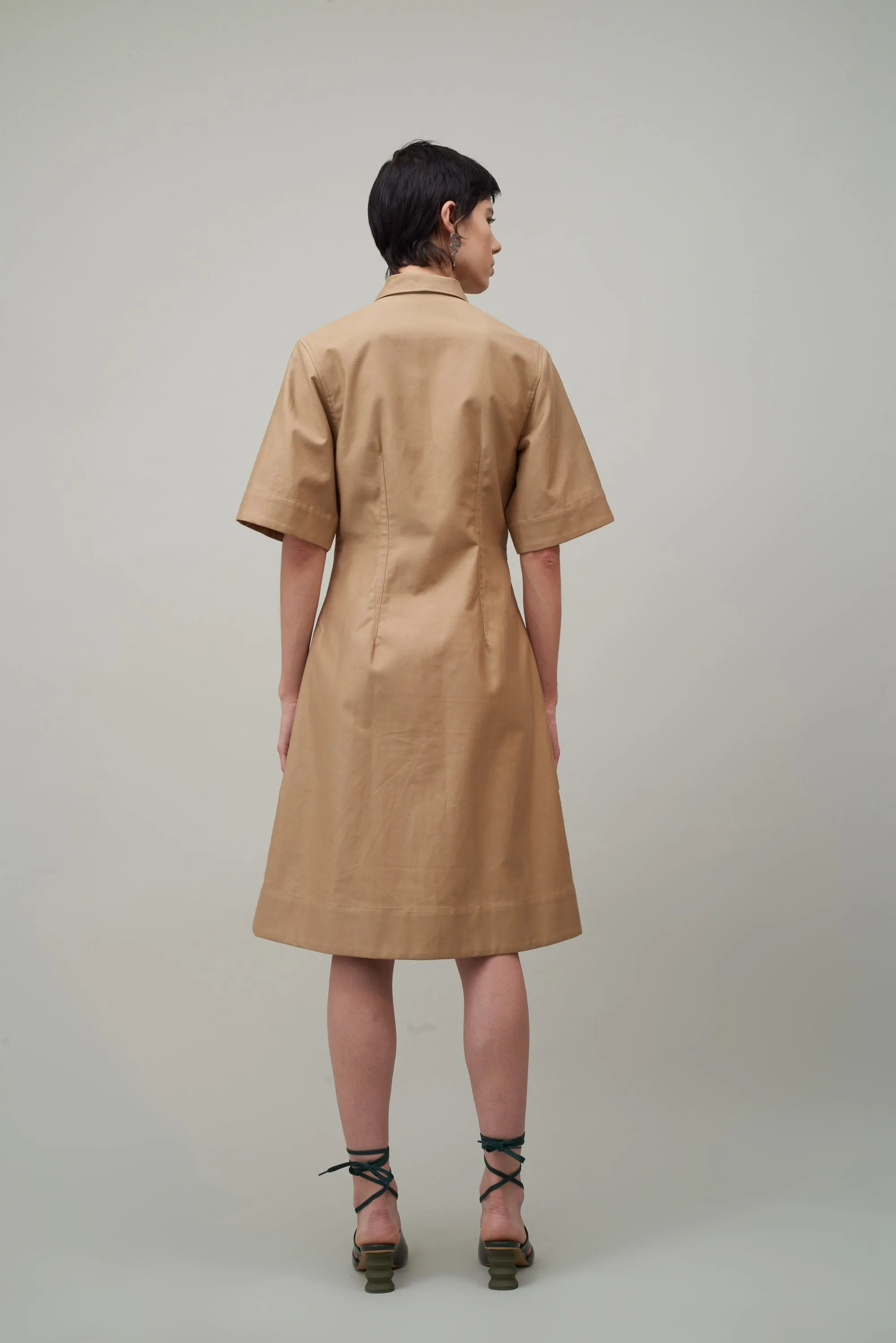 ZIP FRONT POCKET DRESS - TAN